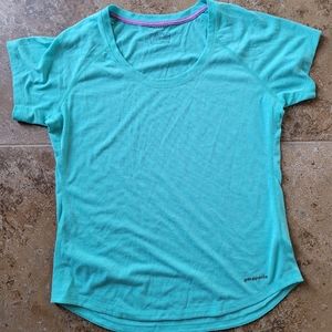 Patagonia Nine Trails Tshirt, Size L, Blue